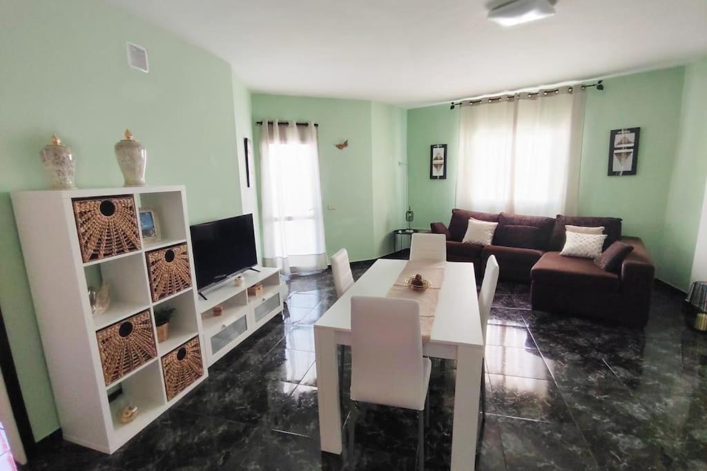 Cheyma Home 3º: Amplio Apartamento En Alcala Buitenkant foto